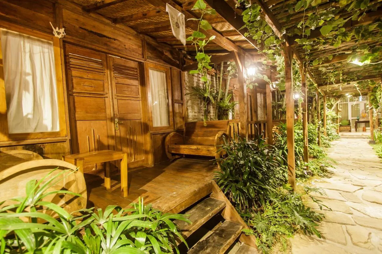 Bening Hut And Spa Σεμινιάκ
